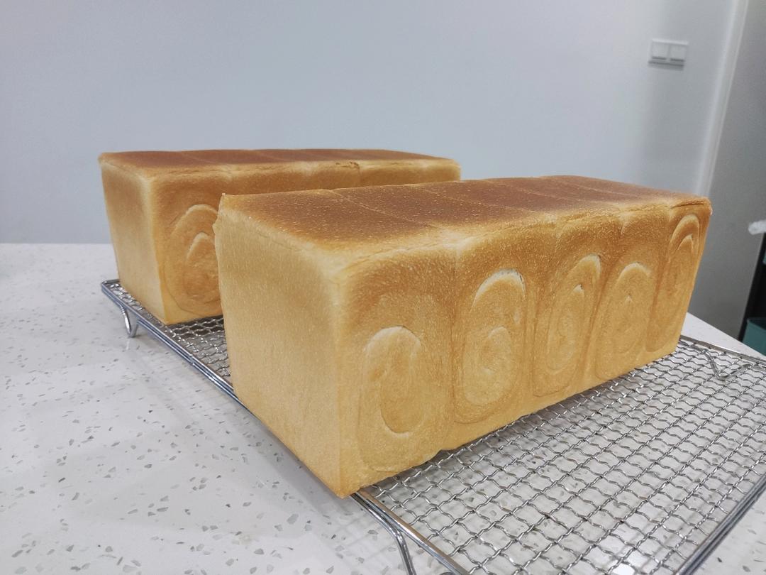 早餐白吐司          （庞多米 Pain de mie）