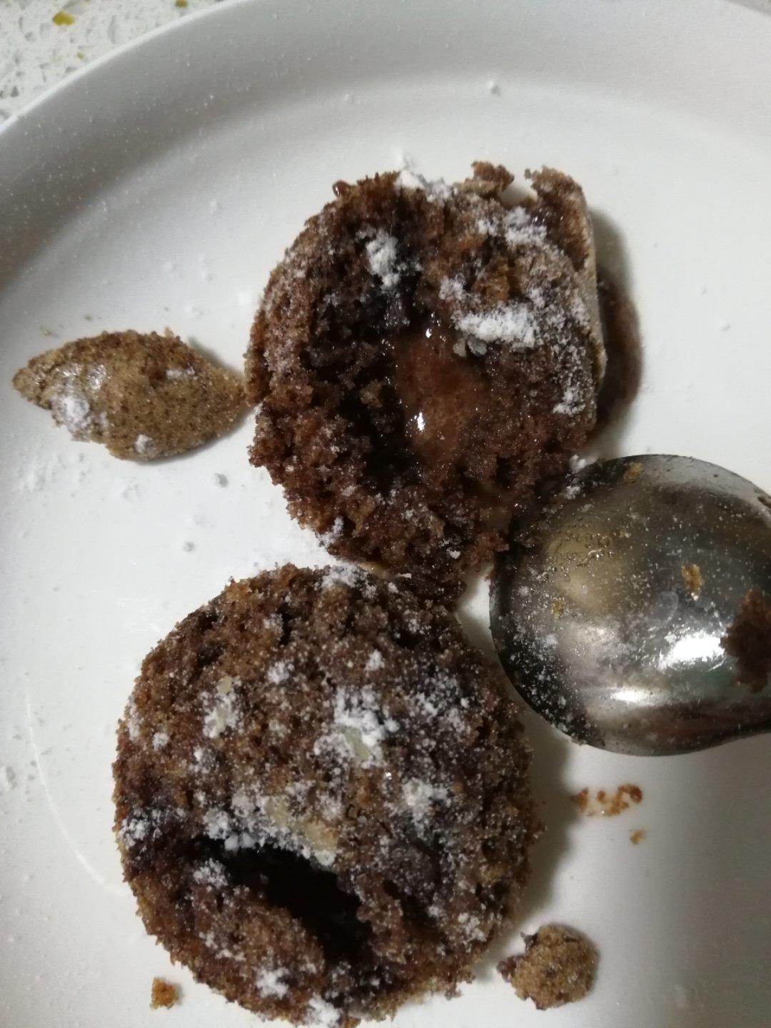 巧克力熔岩蛋糕(全图文超简单)