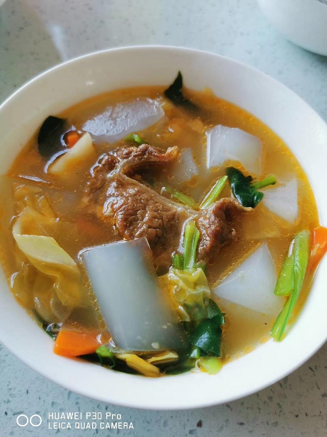 新疆味道的牛排粉汤