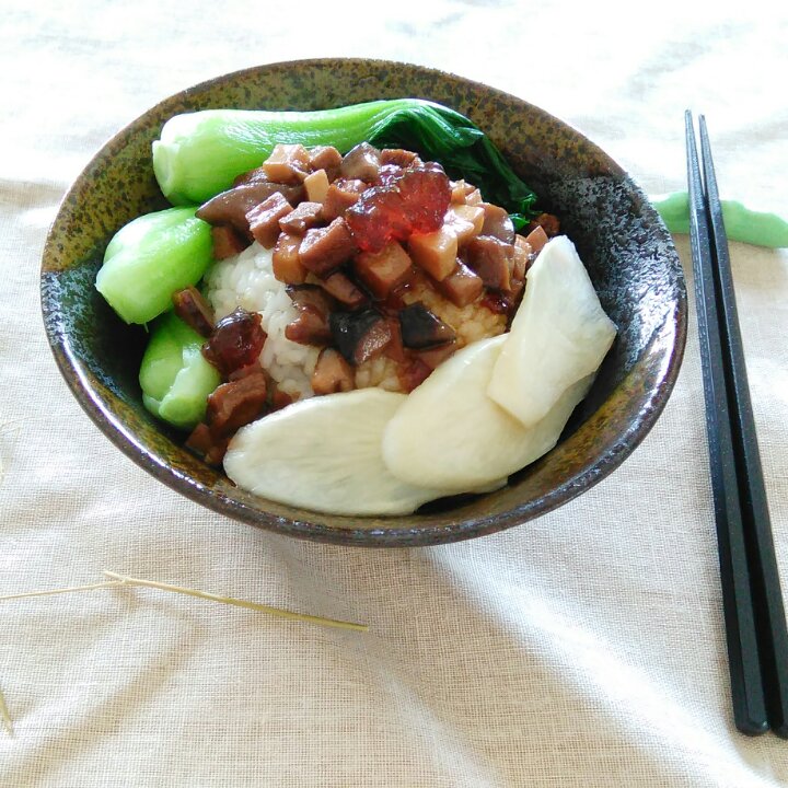 卤菇饭