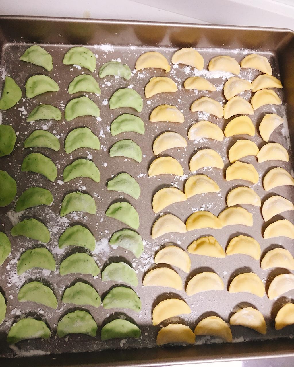 彩色水饺