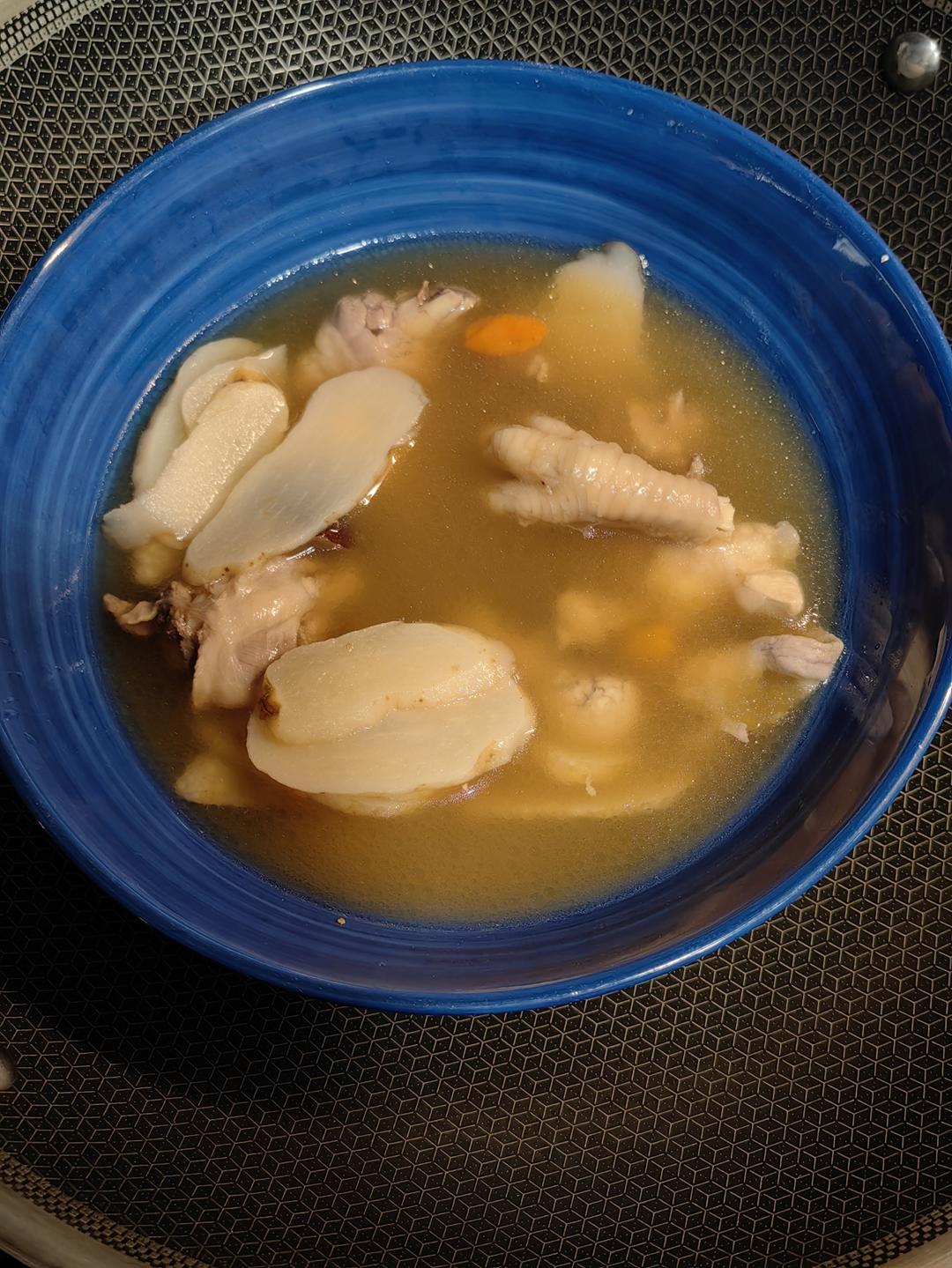 新鲜天麻鸡汤