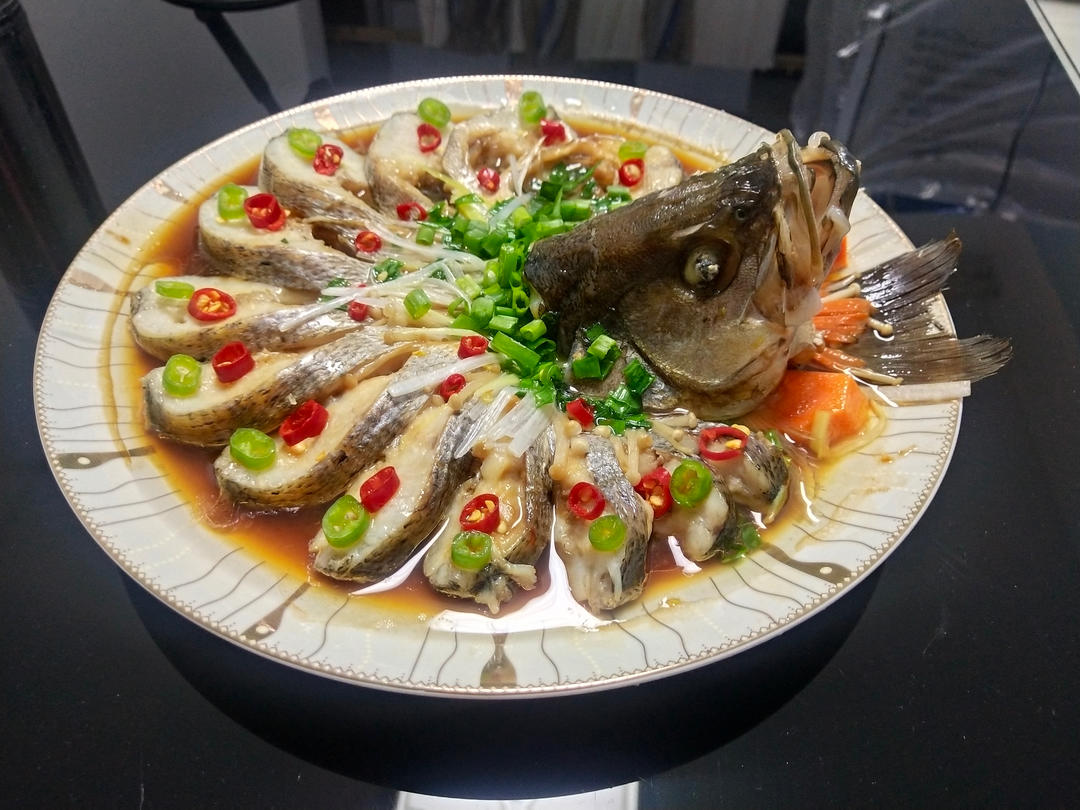 年夜菜必备❗️全家都爱的孔雀开屏清蒸鳊鱼🐟