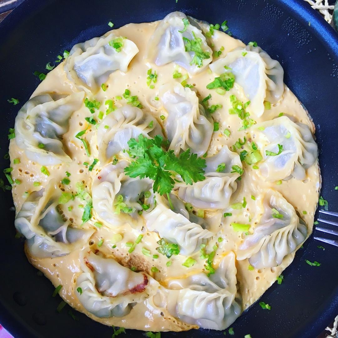 蛋抱煎饺（速冻饺）