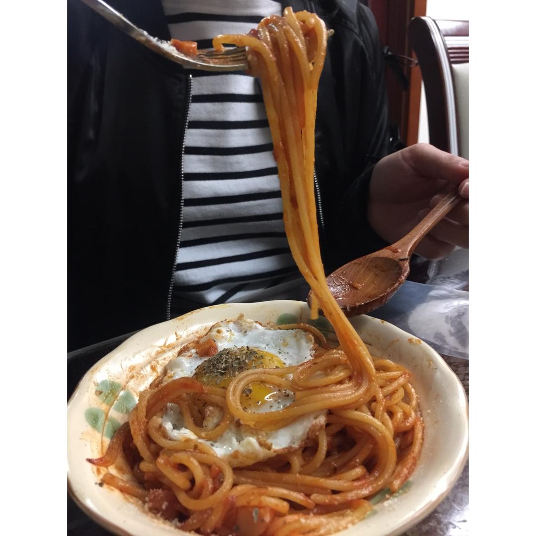 番茄意大利面