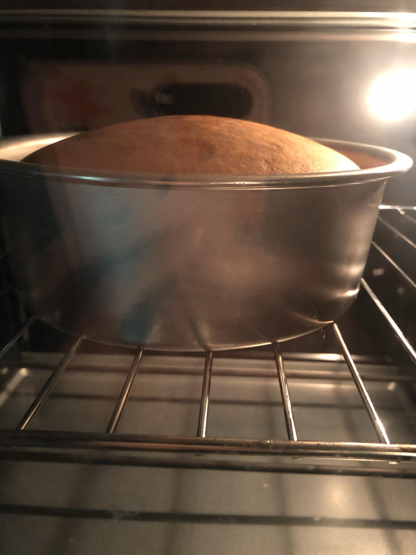 烤箱做蛋糕（戚风蛋糕的做法）