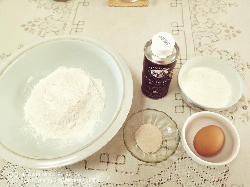 纯奶手撕吐司的做法 步骤1