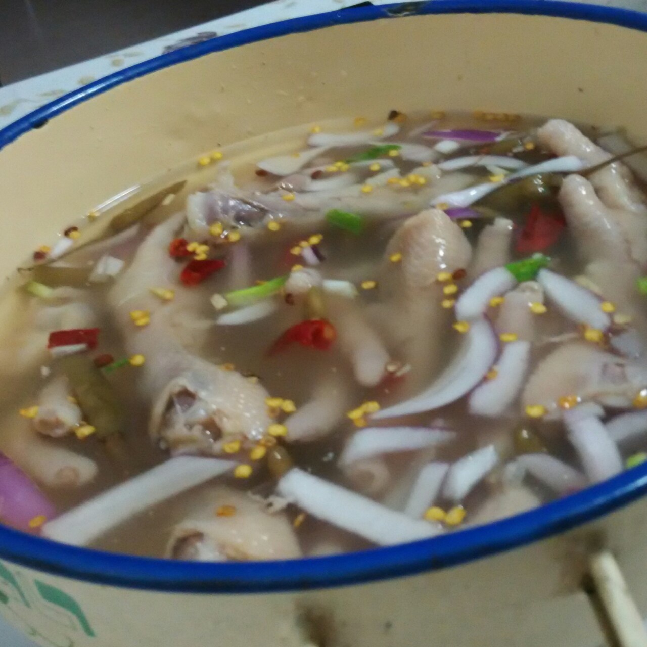 绝味泡椒凤爪