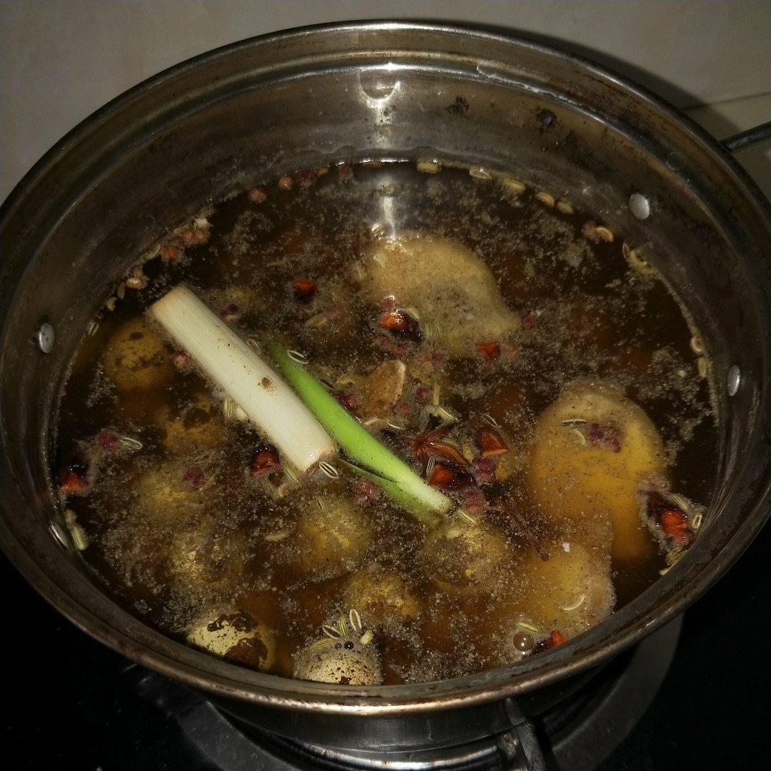 卤五香鹌鹑蛋（超简单版）
