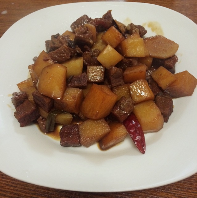 土豆炖牛肉