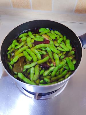 袁豆豆～煮毛豆（颜值高，味道好）的做法 步骤5