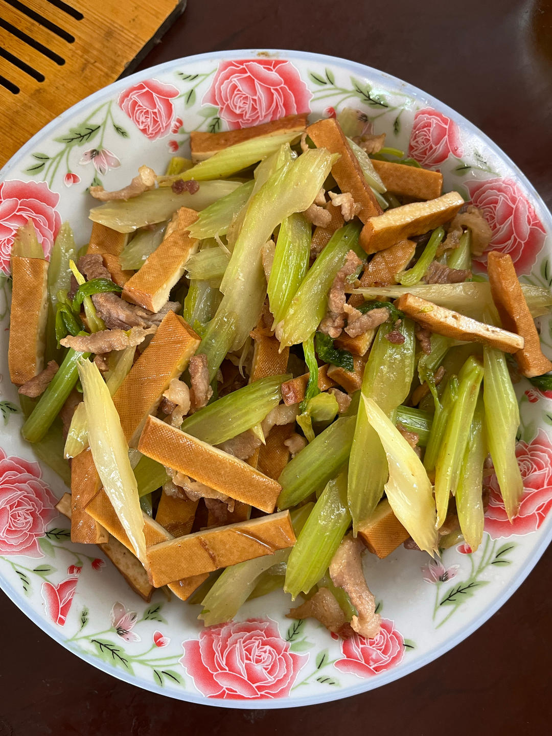 西芹炒豆干