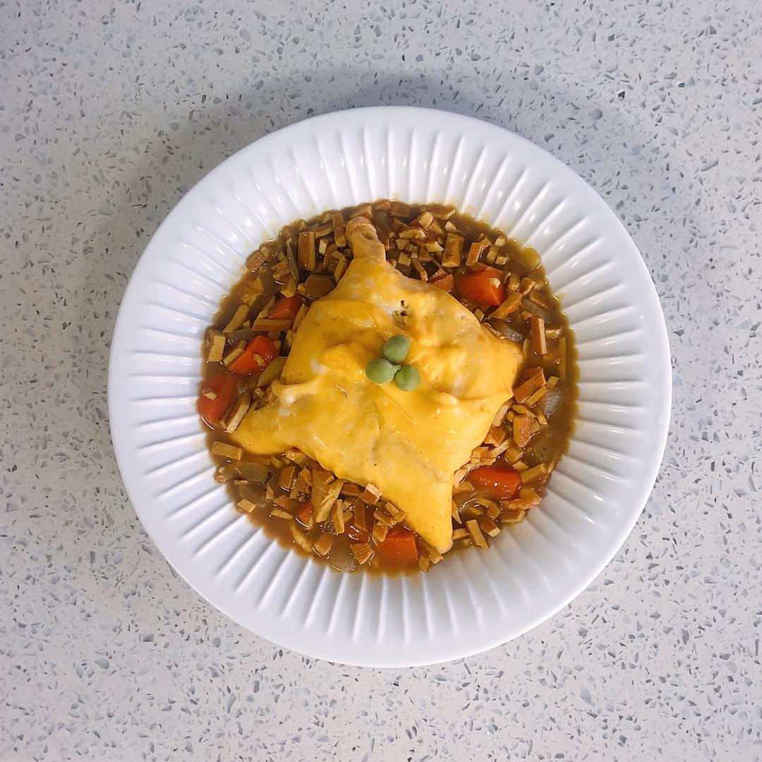 裙子咖喱蛋包饭