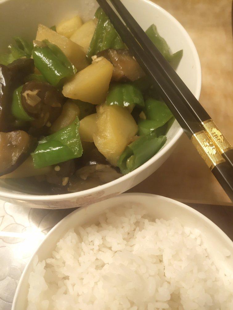 超级下饭的地三鲜