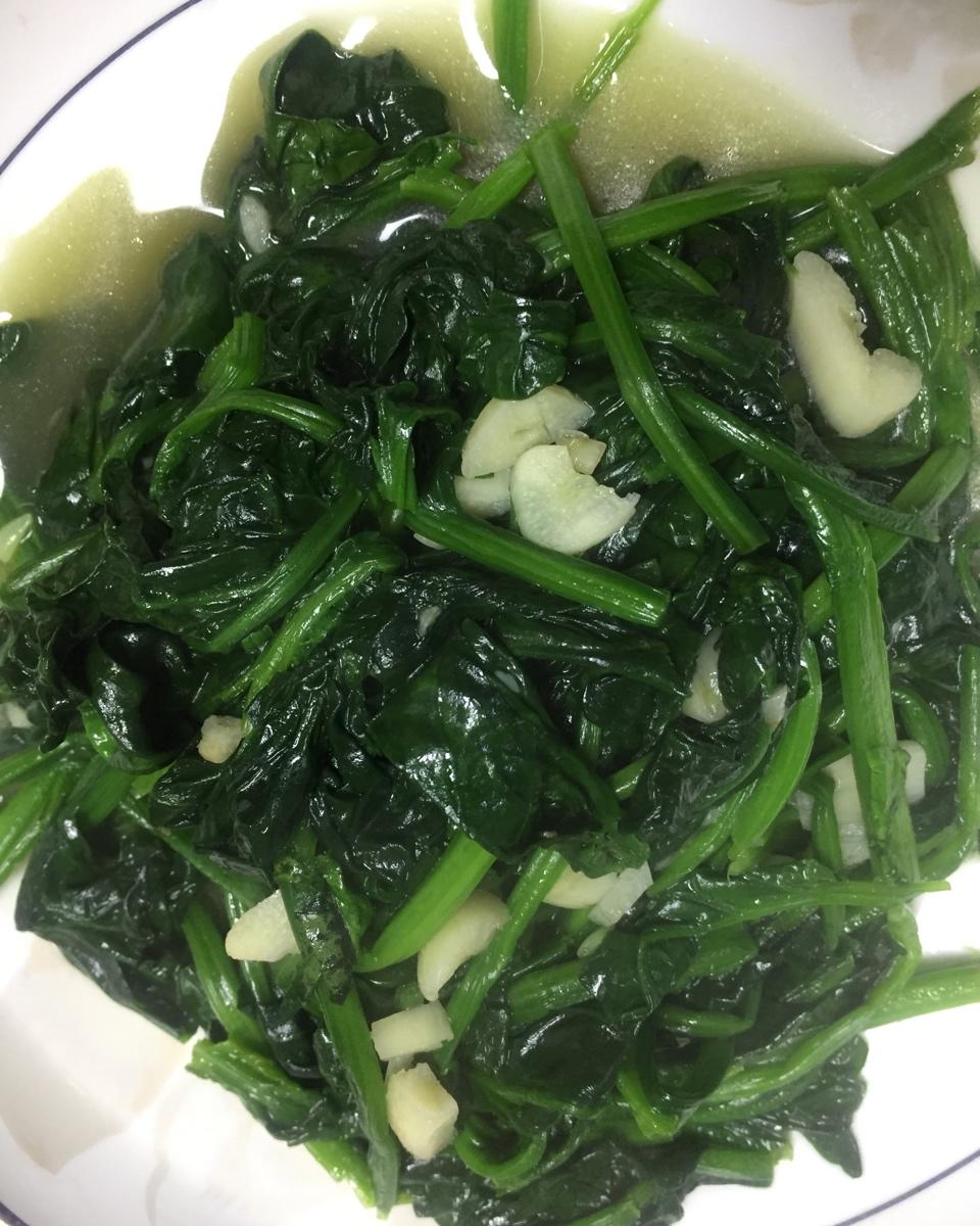 特色美食：湿炒牛河