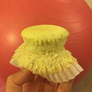 米粉酸奶枫糖戚风蛋糕｛面膜｝的做法 步骤8