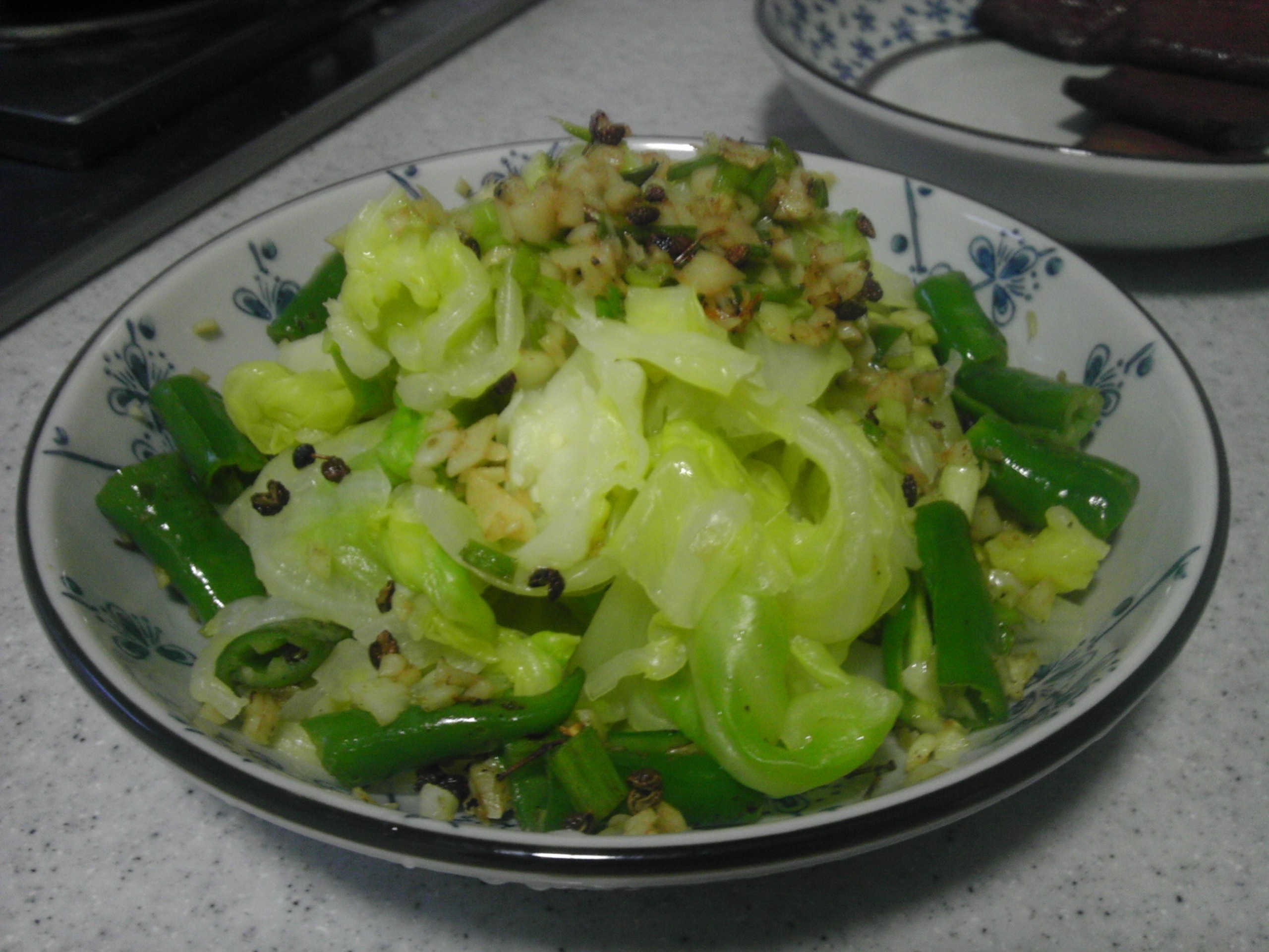 凉拌圆白菜