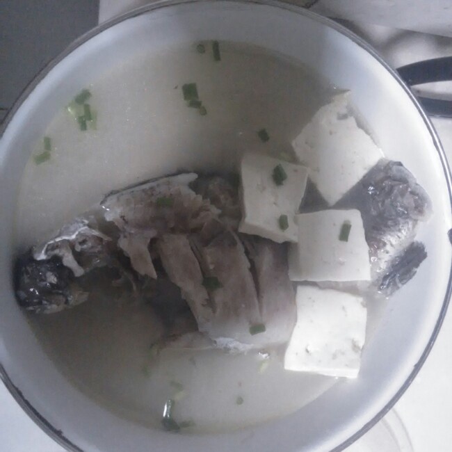 鲫鱼豆腐汤