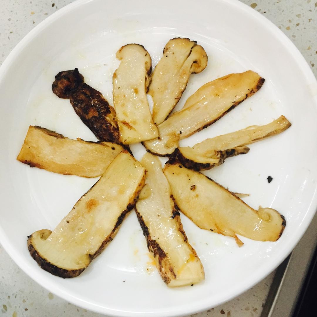 黄油煎松茸