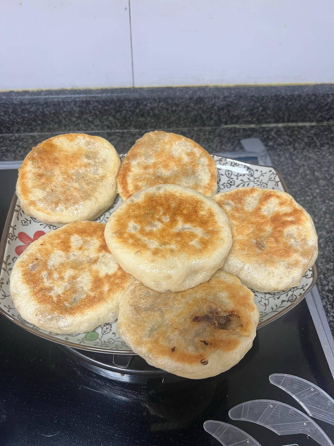一次能吃仨的【牛肉馅饼】