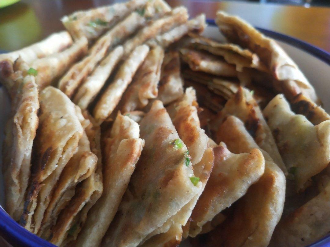 葱油饼-自己做薄脆酥香层层分明且一点儿都不油