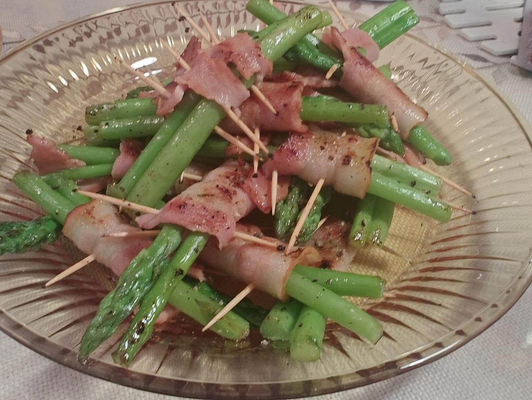 培根芦笋卷
