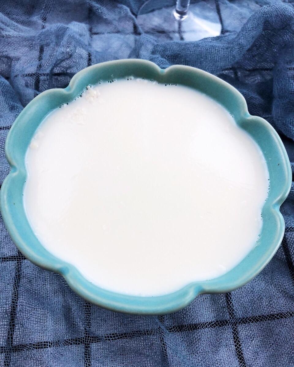 【鱼胶奶冻】