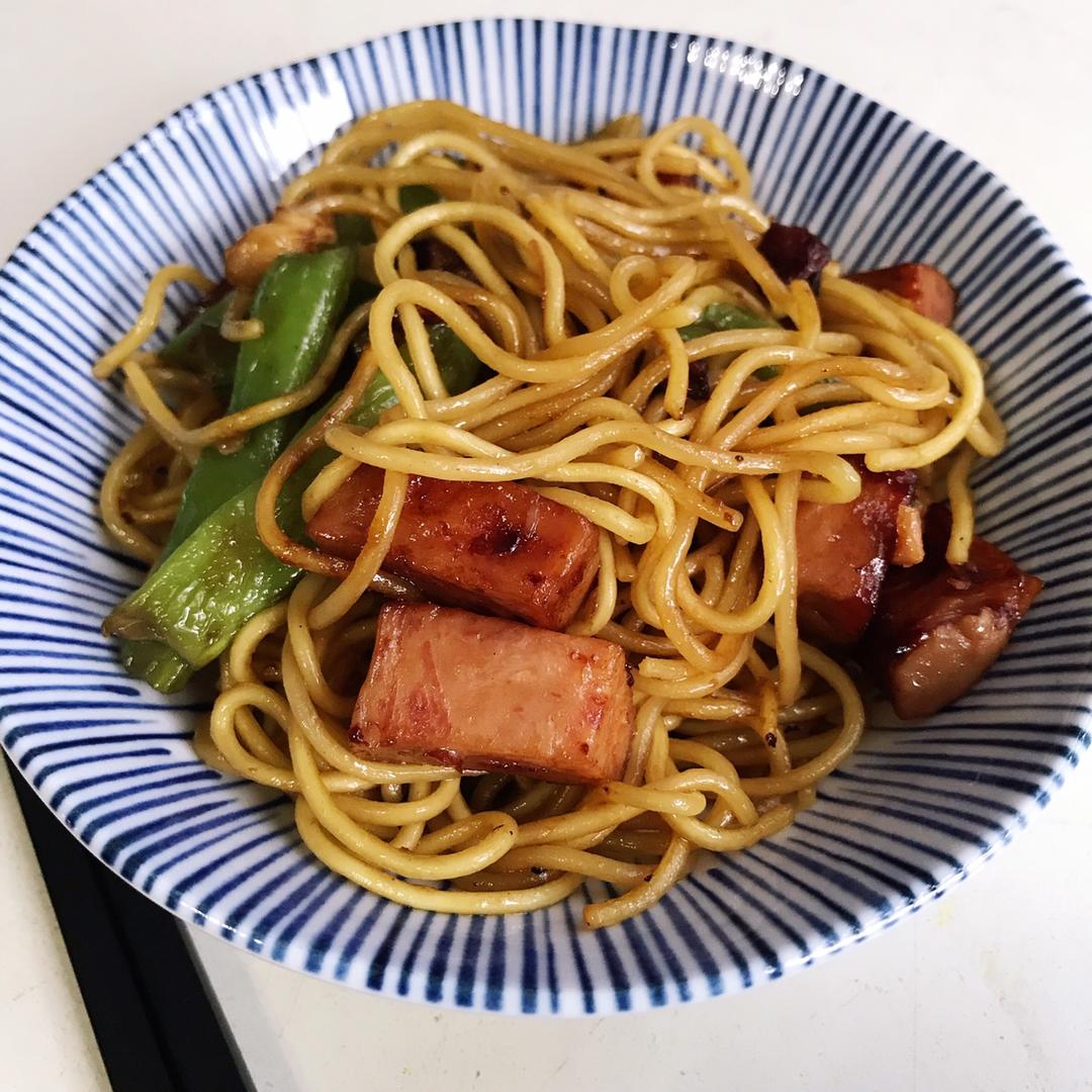 【豆角焖面】