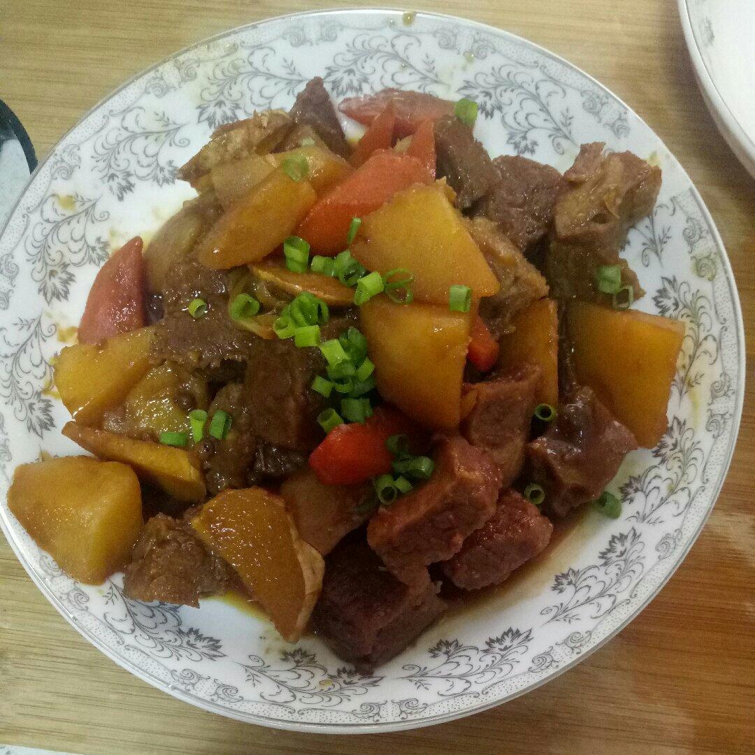 土豆烧牛肉