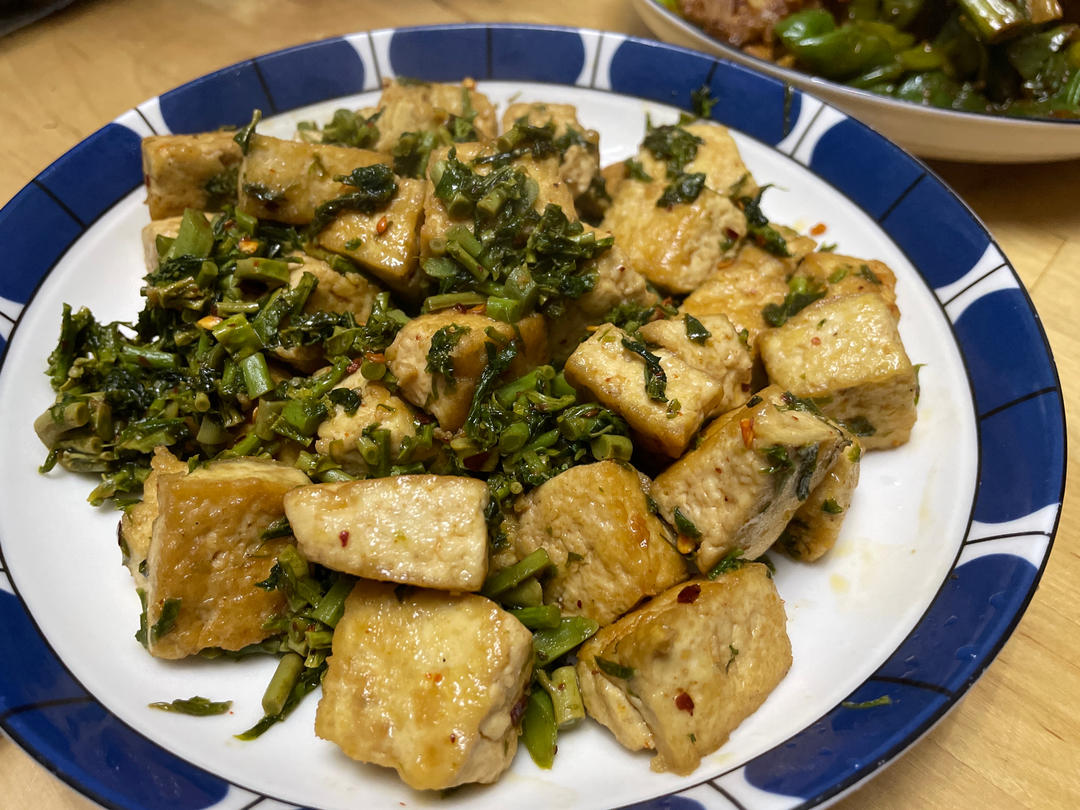 香椿炒豆腐