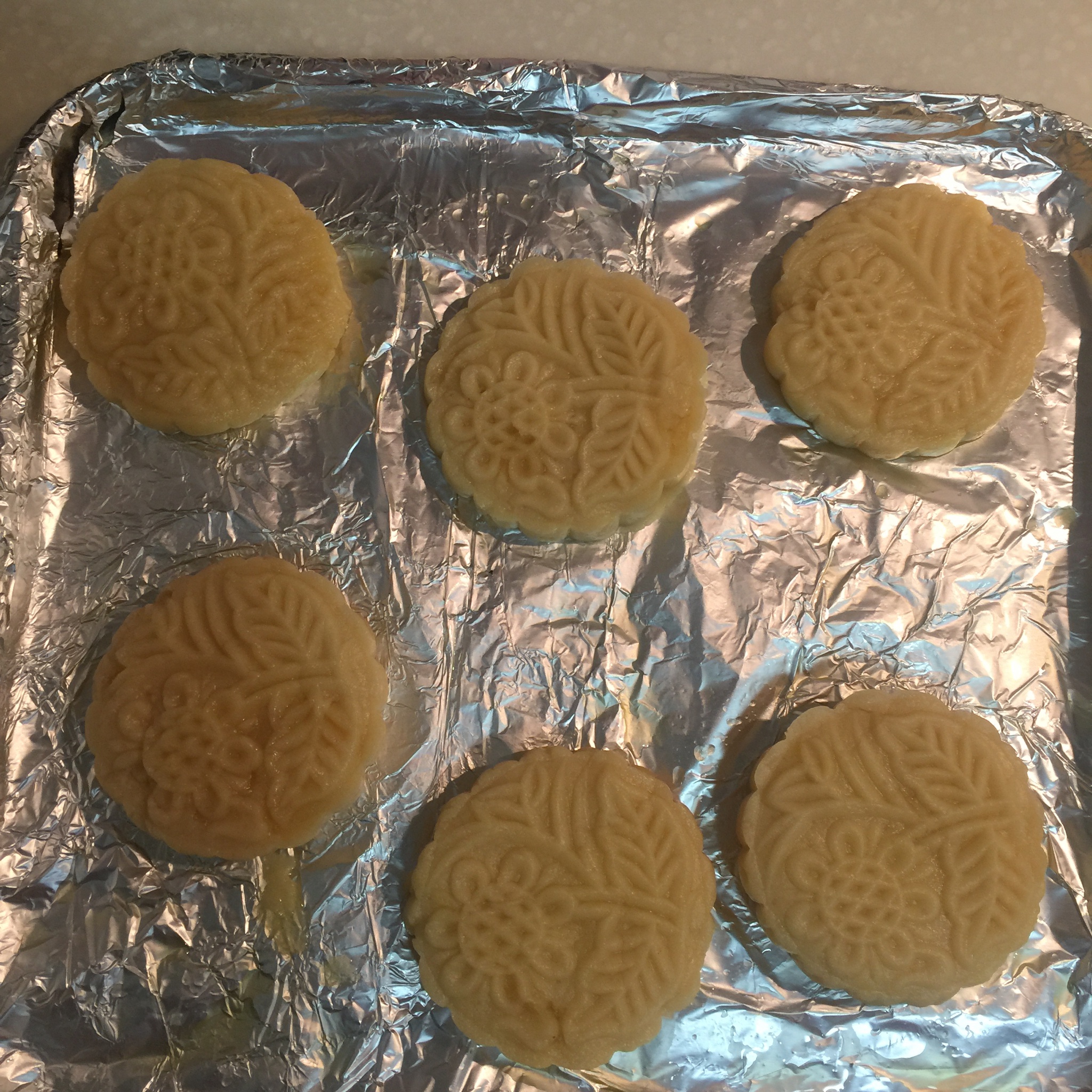 半岛奶黄月饼