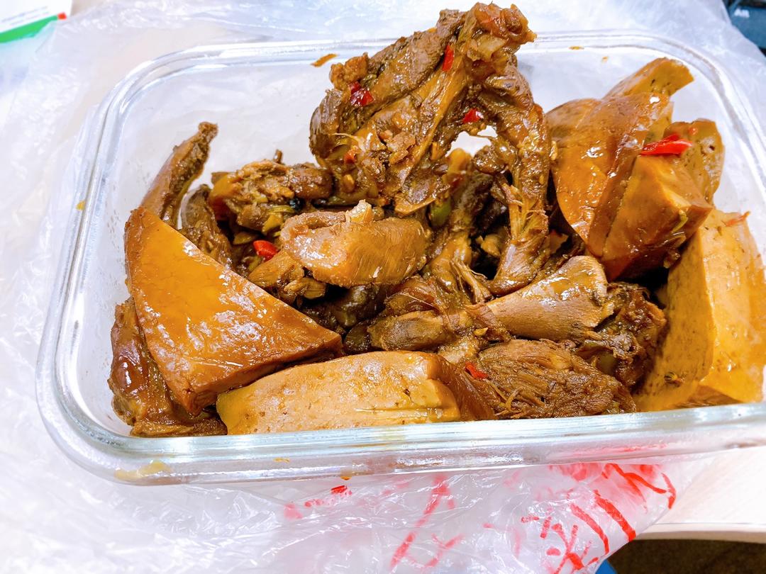 媲美周黑鸭的鸭锁骨