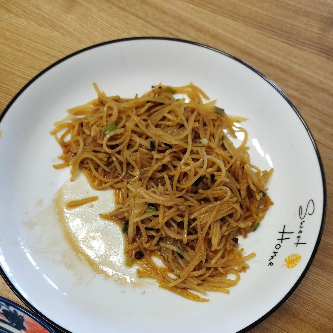 在家也能做出馆子味儿的醋溜/炝炒/酸辣土豆丝（就是那道看似简单，实则步步玄机的土豆丝）