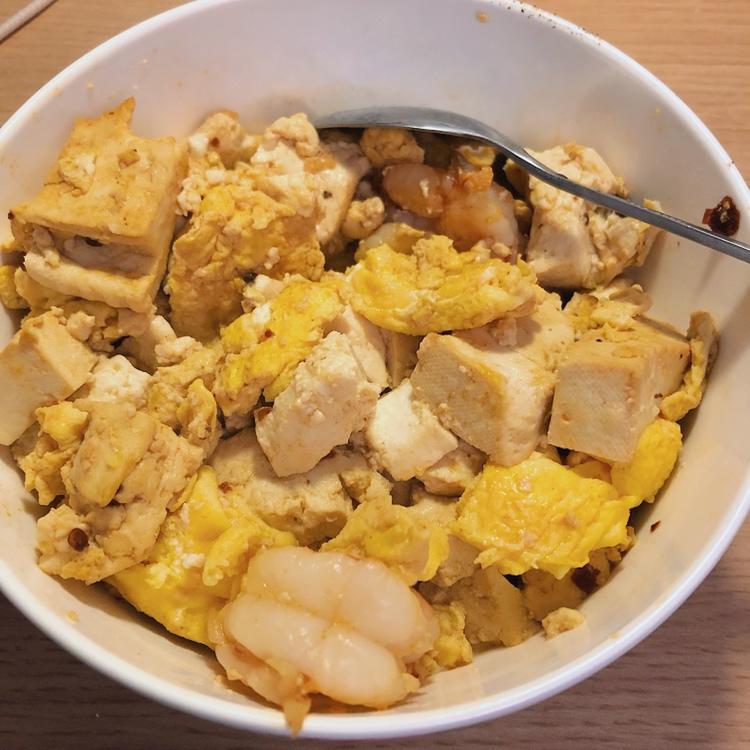 豆腐虾仁炒鸡蛋