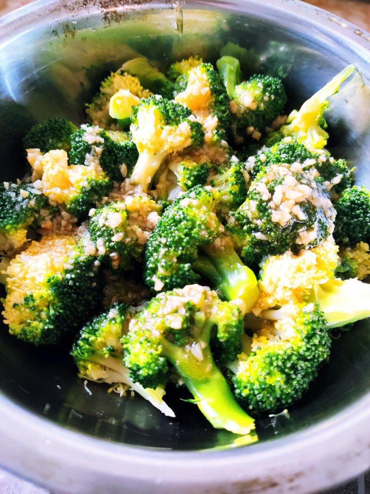 鲜味十足的蚝油西兰花