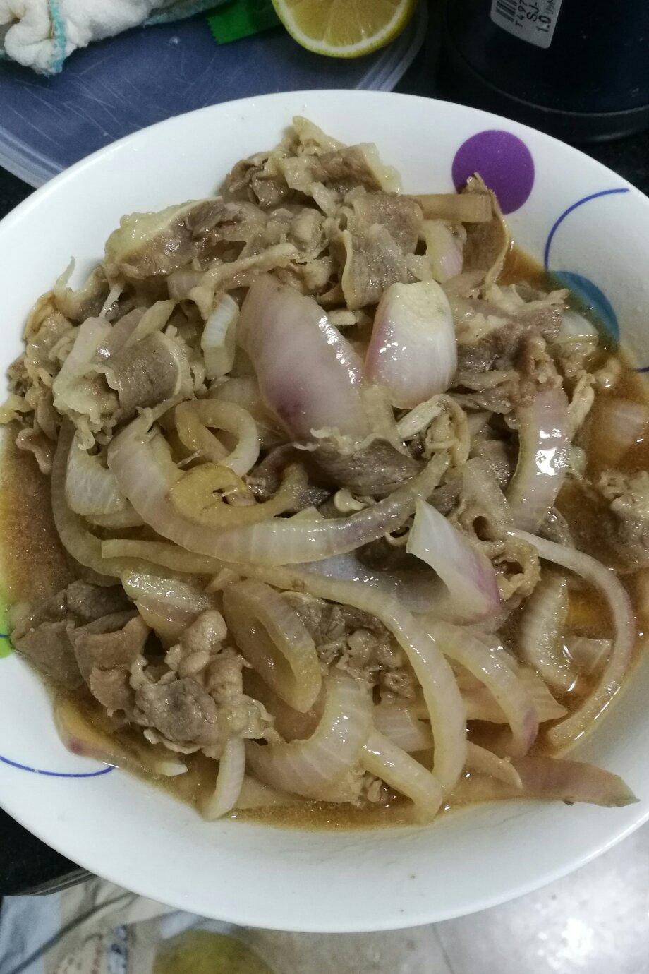 日式牛肉盖饭