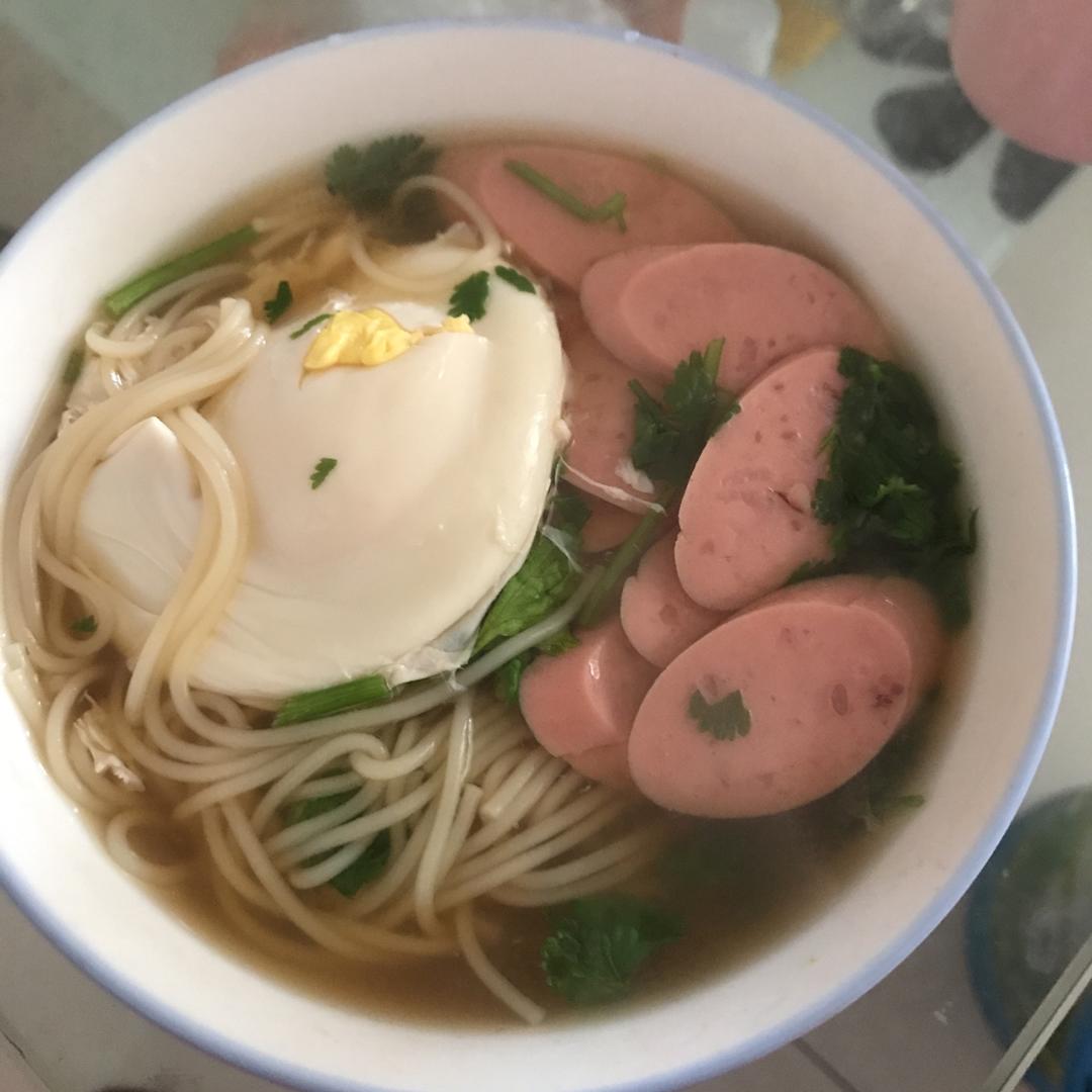 一碗热汤面🍜