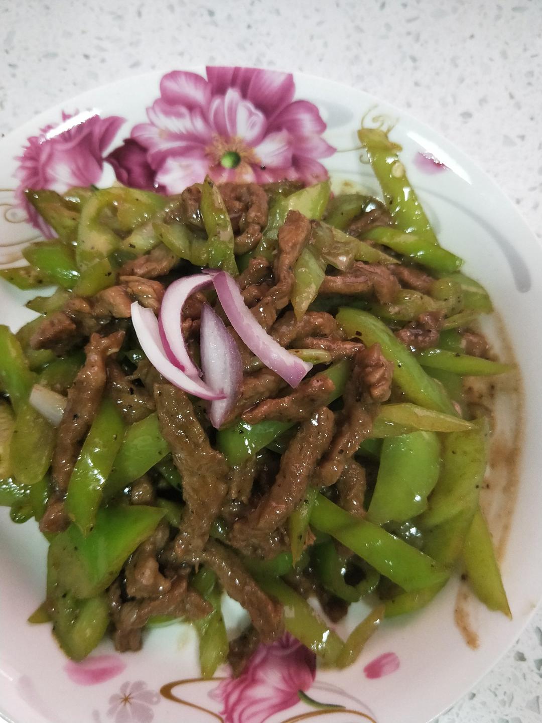 黑椒洋葱牛肉