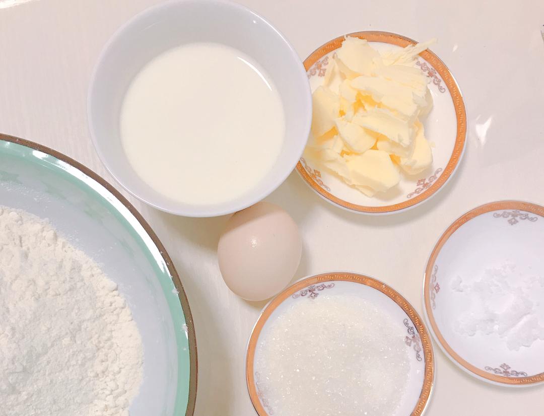 纯奶手撕吐司的做法 步骤1