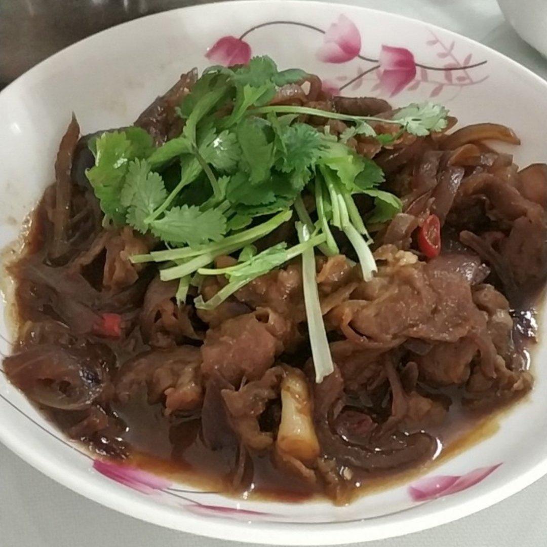洋葱孜然羊肉片