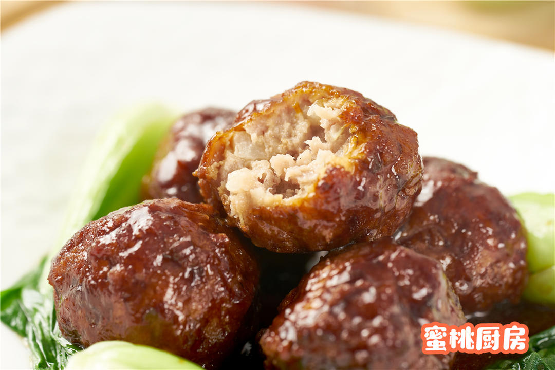 【红烧狮子头】内附详细做法~1.22