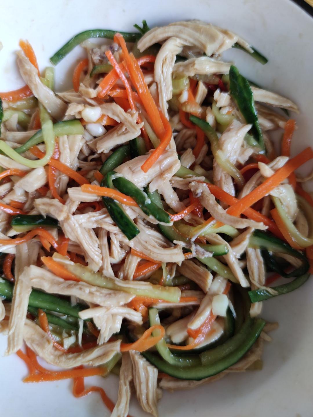 减脂餐：手撕鸡胸肉（无油无糖极简版）