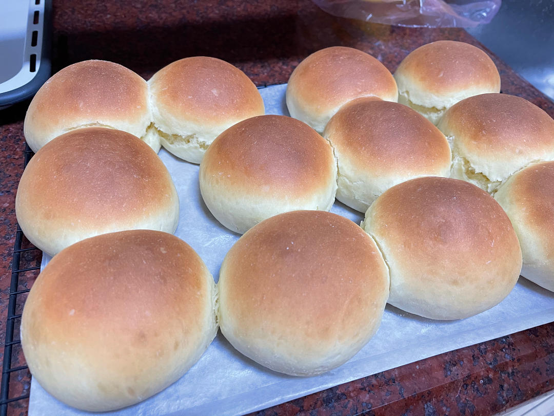 最好吃的餐包--鲜奶大餐包