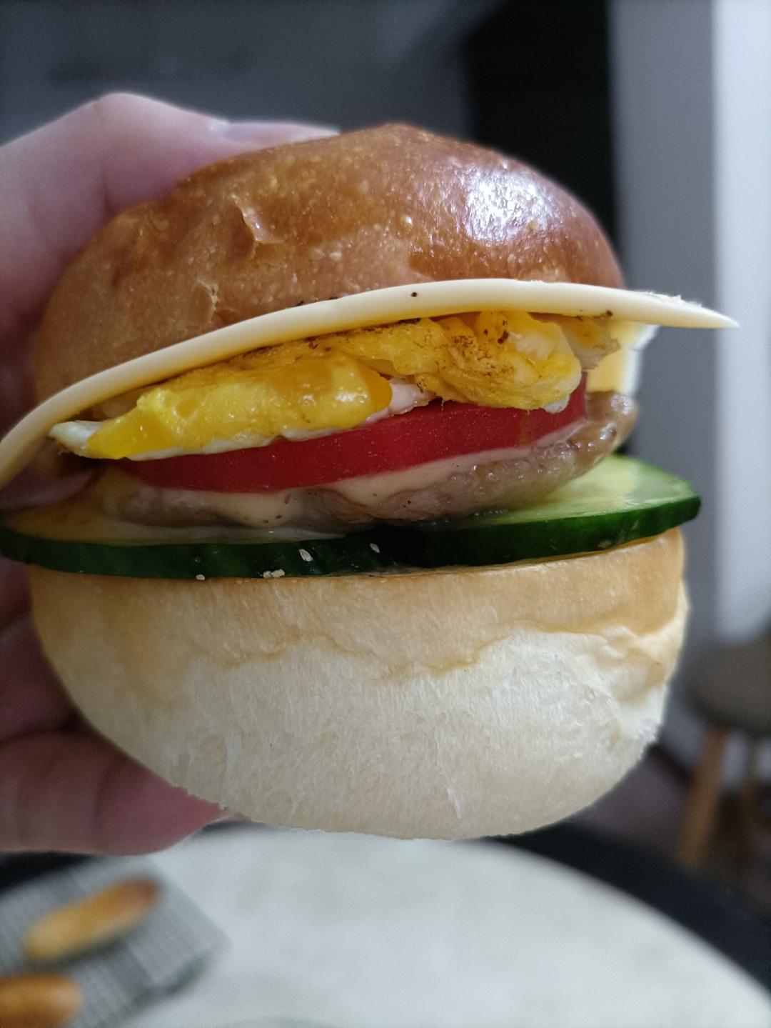 生酮多汁汉堡肉饼