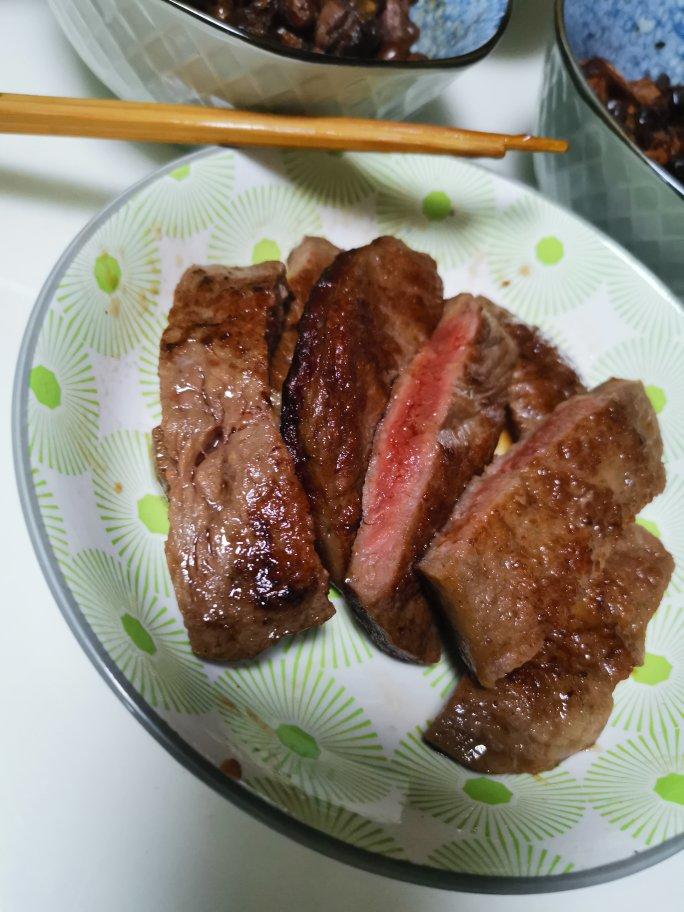 肉眼牛排煎法