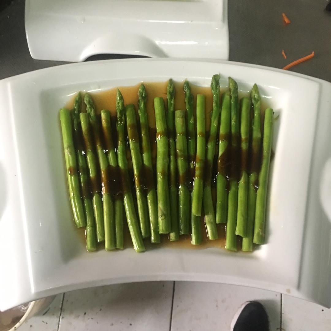 蚝油芦笋
