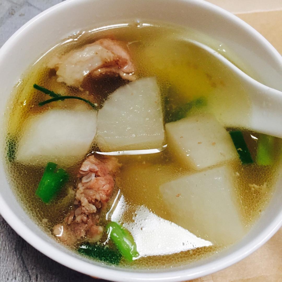 萝卜排骨汤