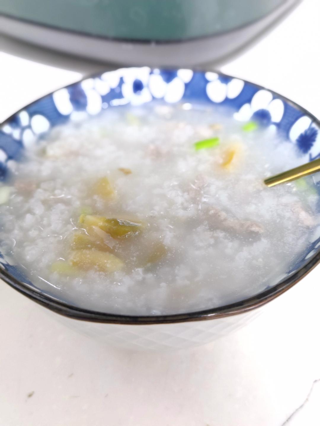 十五分钟快手之香滑皮蛋瘦肉粥(附五分钟电饭煲电压力锅更快捷方法)