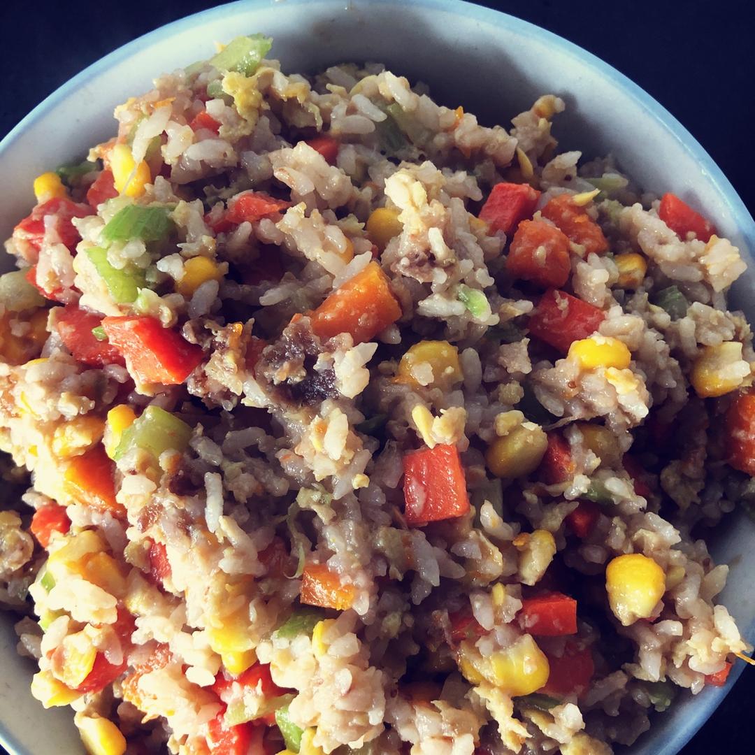 家常蛋炒饭