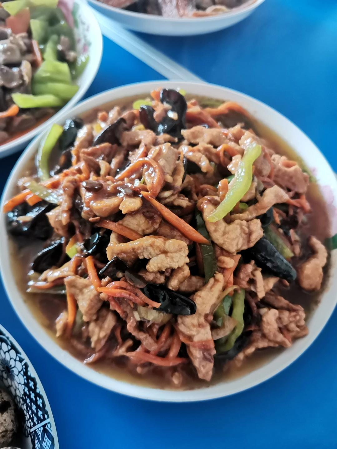 巨好吃，超下饭，秒杀饭店🉐鱼香肉丝